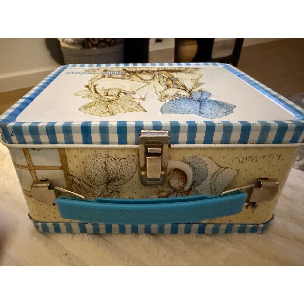 Vtg 1979 Holly Hobbie Metal Lunch Box with Matching Aladdin Thermos Blue Gingham - Picture 2 of 8